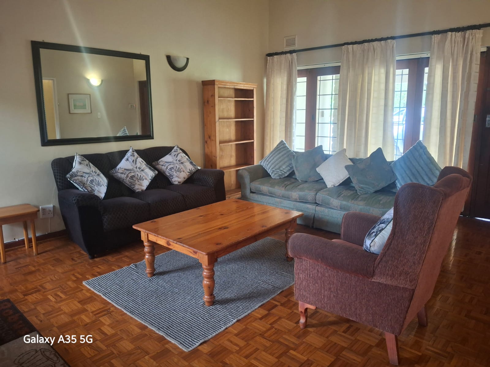 4 Bedroom Guest House photo 6