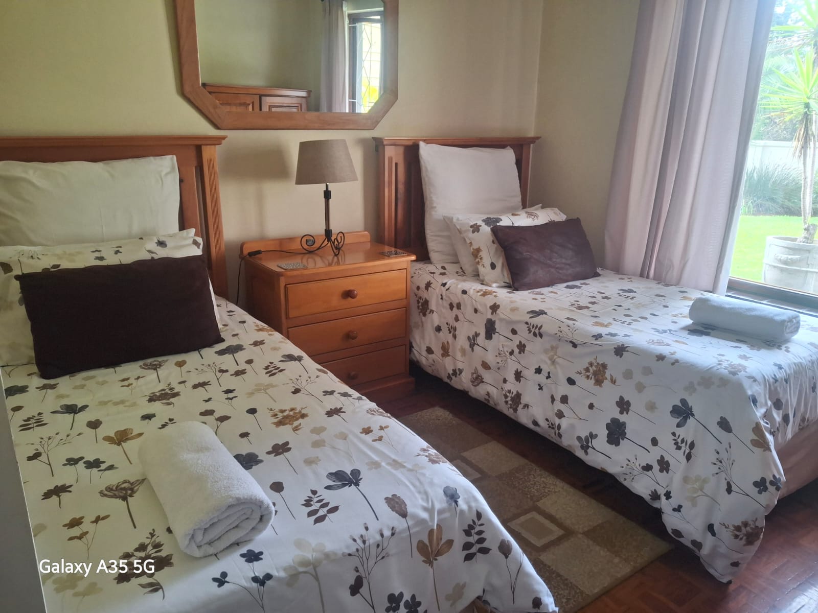 4 Bedroom Guest House photo 9